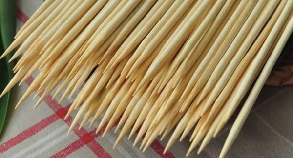 Деревянные бамбуковые шпажки для букета из еды пример 