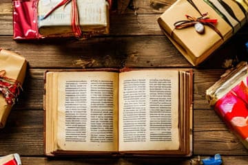Книга с поздравлениями