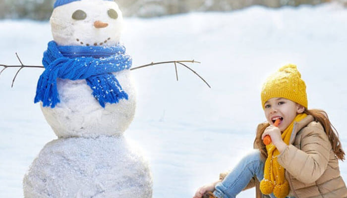 девочка и снеговик фото пример