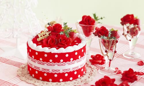 Красный торт картинка поздравление с днём рождения мама